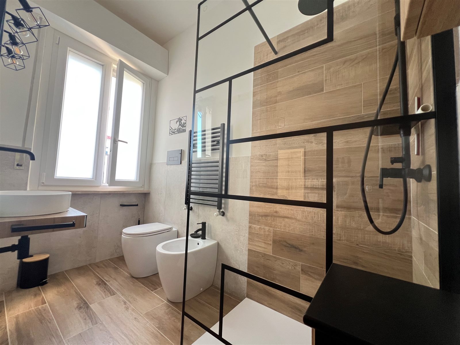 Il bagno privato in stile minimal industrial